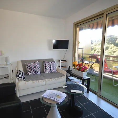 Deluxe One-bedroom